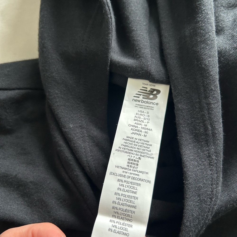 NWT New Balance Hoodie - Picture 3 of 7